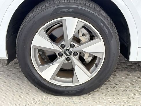 Used 2022 Audi Q5 2.0T Premium Plus AWD/4WD image 11
