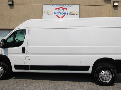 Used 2023 RAM ProMaster 2500 FWD image 5