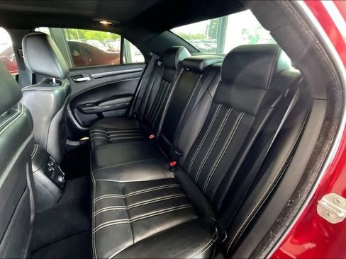 Used 2014 Chrysler 300 S RWD image 19