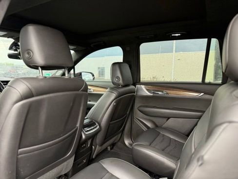 Used 2020 Cadillac XT6 Sport w/ Platinum Package AWD/4WD image 8