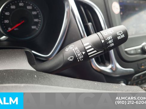 Used 2024 Chevrolet Equinox LT FWD image 33