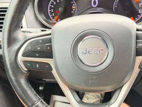 Used 2021 Jeep Grand Cherokee Laredo X AWD/4WD image 69