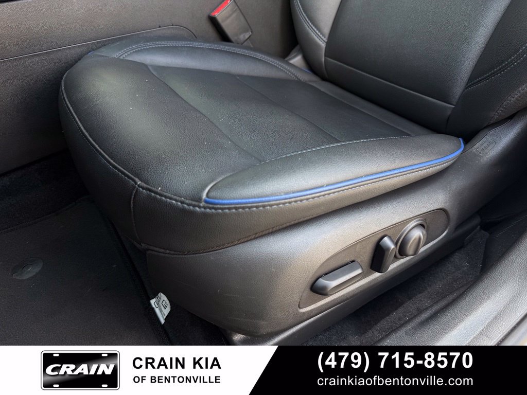 Used 2025 Buick Envista Sport Touring w/ Convenience I Package FWD image 24