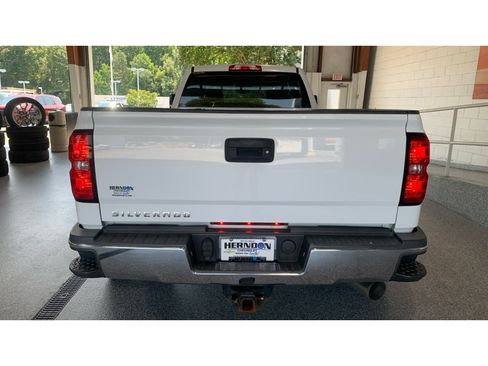Used 2017 Chevrolet Silverado 3500 W/T w/ WT Convenience Package AWD/4WD image 7