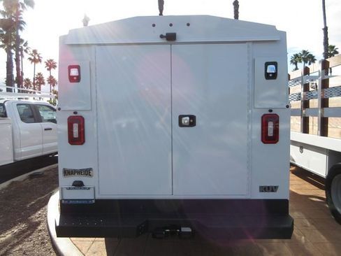 New 2025 Ford Transit 350 w/ Interior Upgrade Package image 3