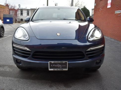Used 2014 Porsche Cayenne S AWD/4WD image 9