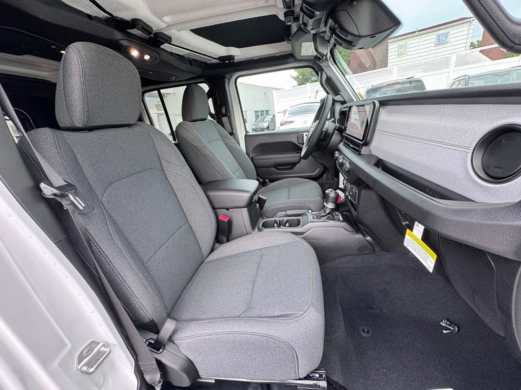 New 2026 Jeep Wrangler Unlimited Sport AWD/4WD image 17