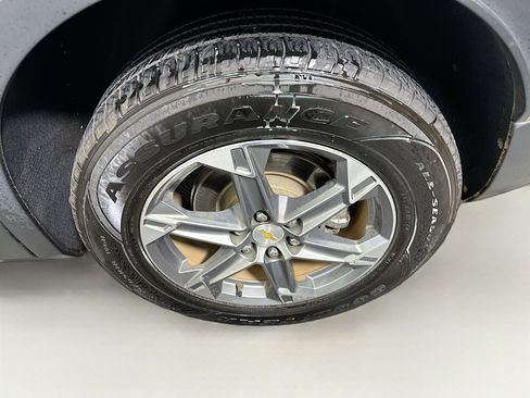 Used 2023 Chevrolet Blazer LT image 11