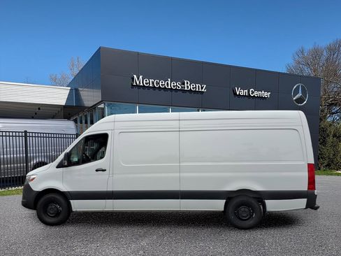 New 2025 Mercedes-Benz Sprinter 2500 image 6