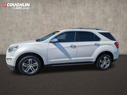 Used 2017 Chevrolet Equinox Premier w/ Enhanced Convenience Package image 4