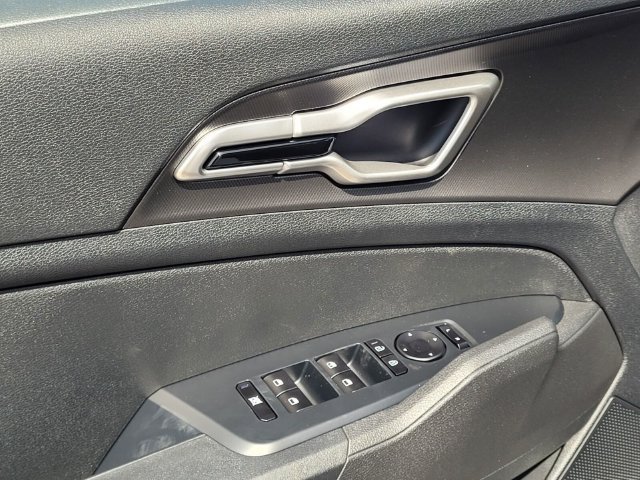 New 2026 Kia Sportage LX FWD image 10
