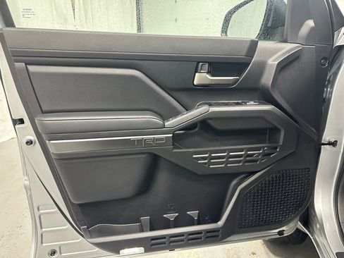 Used 2025 Toyota Tacoma TRD Off-Road w/ TRD Off Road Upgrade Package image 8