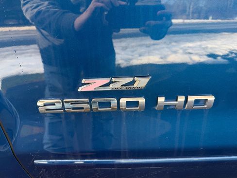 Used 2018 Chevrolet Silverado 2500 LT w/ All Star Edition image 13