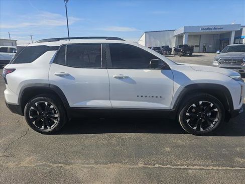 Used 2025 Chevrolet Equinox RS w/ Safety and Technology Package image 2