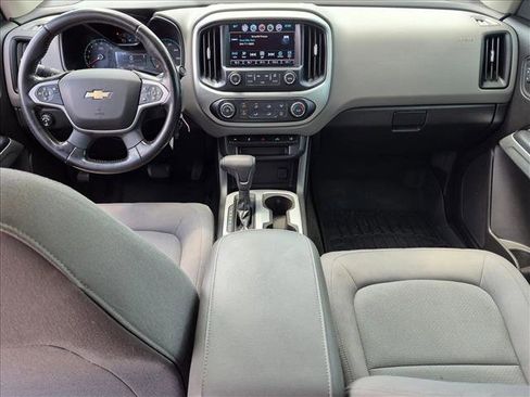 Used 2017 Chevrolet Colorado LT w/ LT Convenience Package image 15