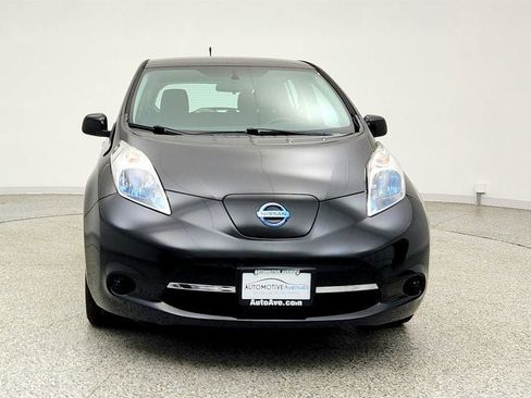 Used 2014 Nissan Leaf S w/ Charge Package FWD image 2