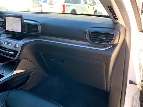 Used 2023 Ford Explorer XLT w/ Equipment Group 202A image 15