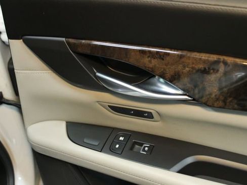 Used 2018 Cadillac CT6 Luxury image 12