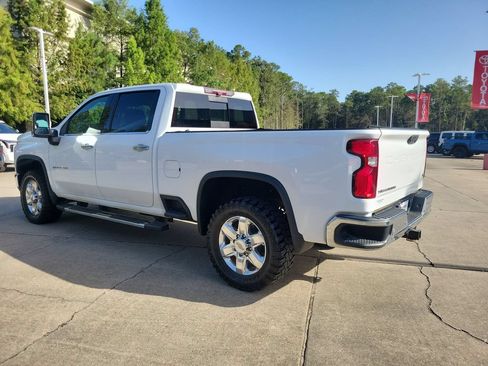 Used 2021 Chevrolet Silverado 2500 LTZ AWD/4WD image 3