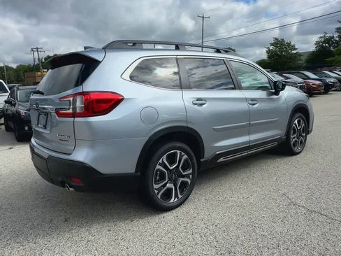 New 2025 Subaru Ascent Limited image 8