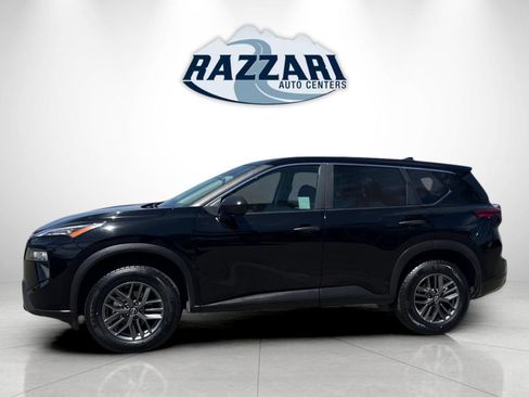 Used 2024 Nissan Rogue S FWD image 6