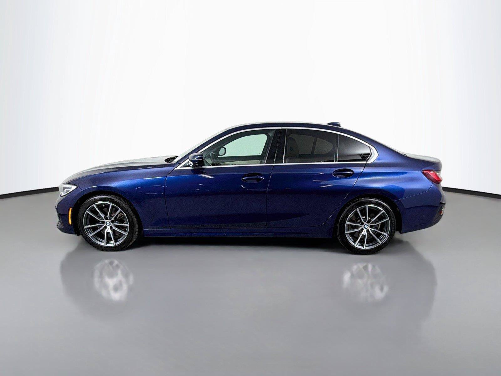 Used 2020 BMW 330i xDrive Sedan w/ Premium Package AWD/4WD image 8