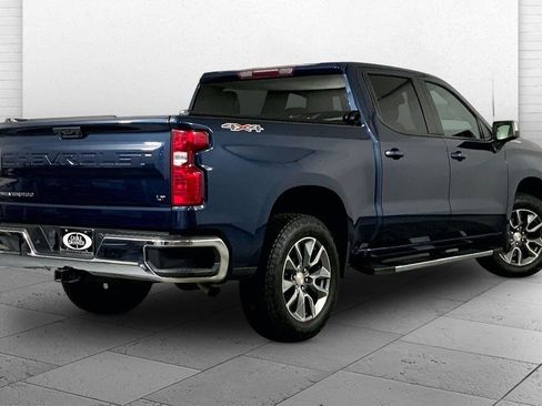 Used 2022 Chevrolet Silverado 1500 LT AWD/4WD image 13