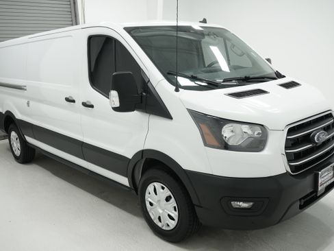 Used 2020 Ford Transit 150 Low Roof w/ Load Area Protection Package RWD image 3
