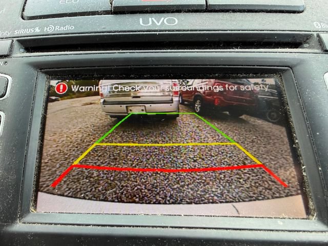 Used 2012 Kia Soul + w/ Audio Pkg FWD image 11