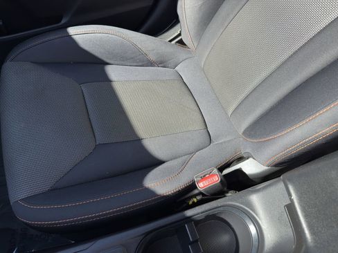 Used 2021 Subaru Crosstrek 2.0i Premium w/ Moonroof Package image 37