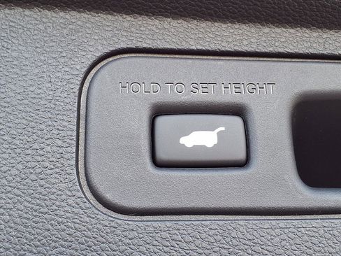 New 2026 Honda Odyssey Touring image 8