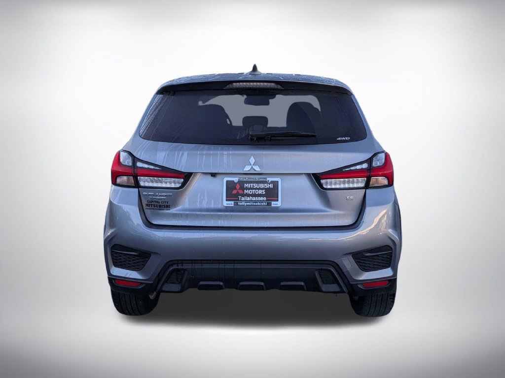 Used 2025 Mitsubishi Outlander Sport SE AWD/4WD image 5