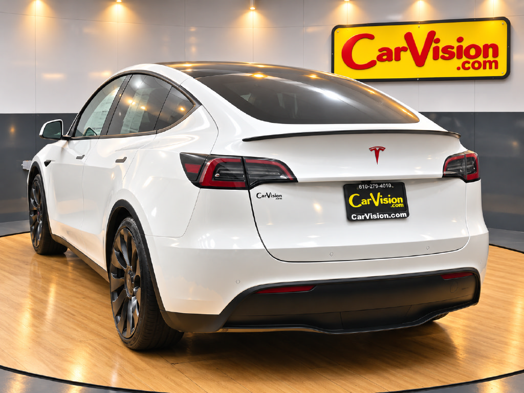 Used 2025 Tesla Model Y Performance AWD/4WD image 4