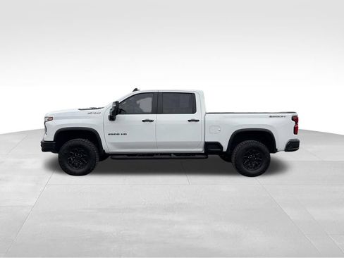 Used 2026 Chevrolet Silverado 2500 ZR2 w/ ZR2 Bison Edition AWD/4WD image 14