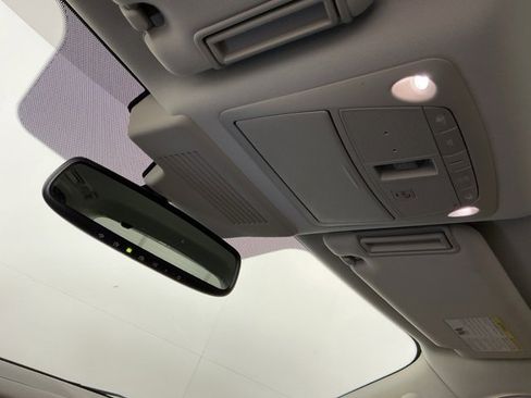 Used 2019 Nissan Armada SL image 24