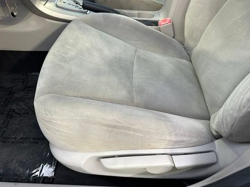 Used 2011 Toyota Corolla LE FWD image 22