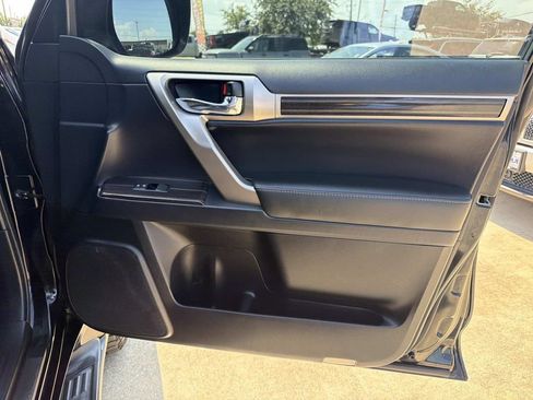 Used 2021 Lexus GX 460 Premium w/ Premium Package AWD/4WD image 18