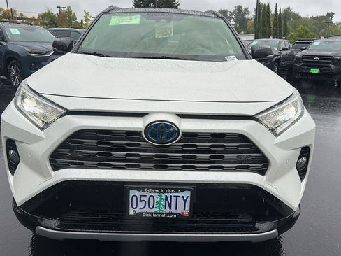 Used 2020 Toyota RAV4 XSE AWD/4WD image 5