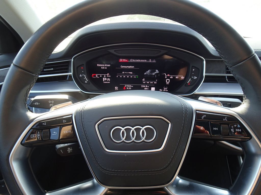 Used 2022 Audi A8 L 3.0T AWD/4WD image 21