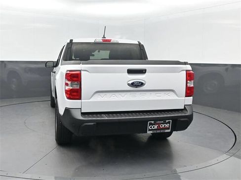 Used 2022 Ford Maverick XL image 28