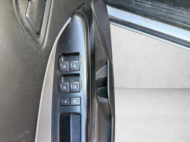 Used 2019 Chevrolet Colorado W/T AWD/4WD image 11