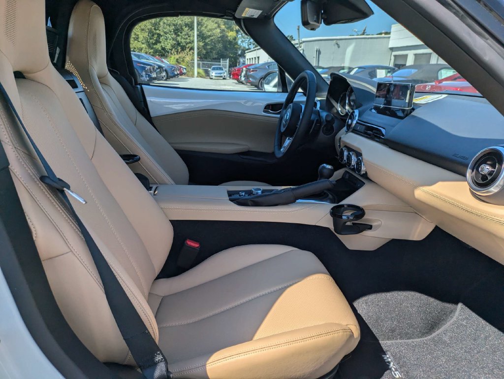 New 2026 MAZDA MX-5 Miata Grand Touring RWD image 13
