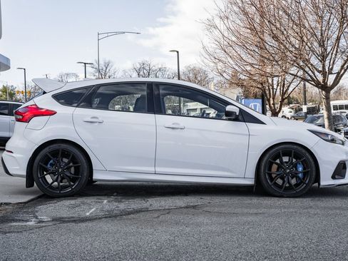 Used 2016 Ford Focus RS image 3