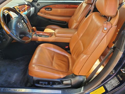 Used 2004 Lexus SC 430 Convertible RWD image 11