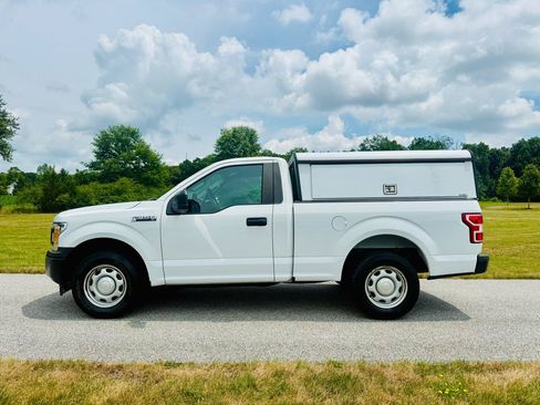 Used 2018 Ford F150 XL w/ Equipment Group 101A Mid RWD image 2