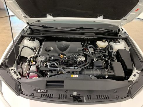 Used 2025 Toyota Camry LE image 41