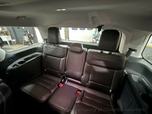 Used 2025 Ford Expedition Platinum w/ Platinum Ultimate Package image 21