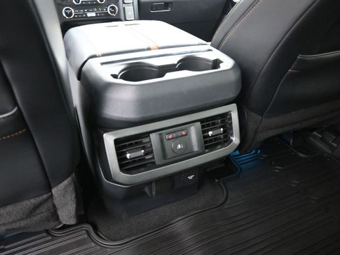 Certified 2024 Ford F250 Platinum AWD/4WD image 22