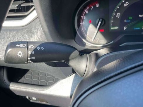 Certified 2025 Toyota RAV4 XLE AWD/4WD image 26