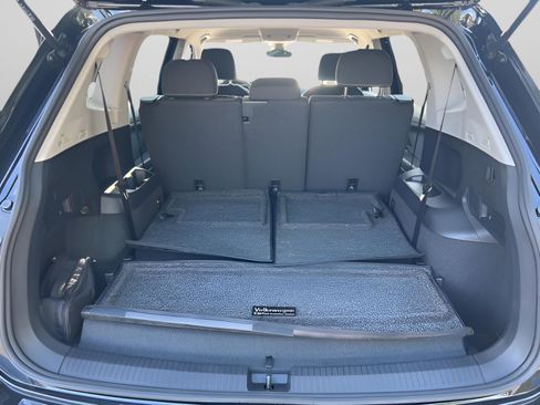 Used 2024 Volkswagen Tiguan S FWD image 28